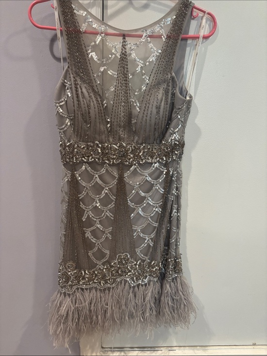 Sue Wong Dresses & Skirts - SUE WONG Beaded Feather Hem Cocktail Dress - SILVER